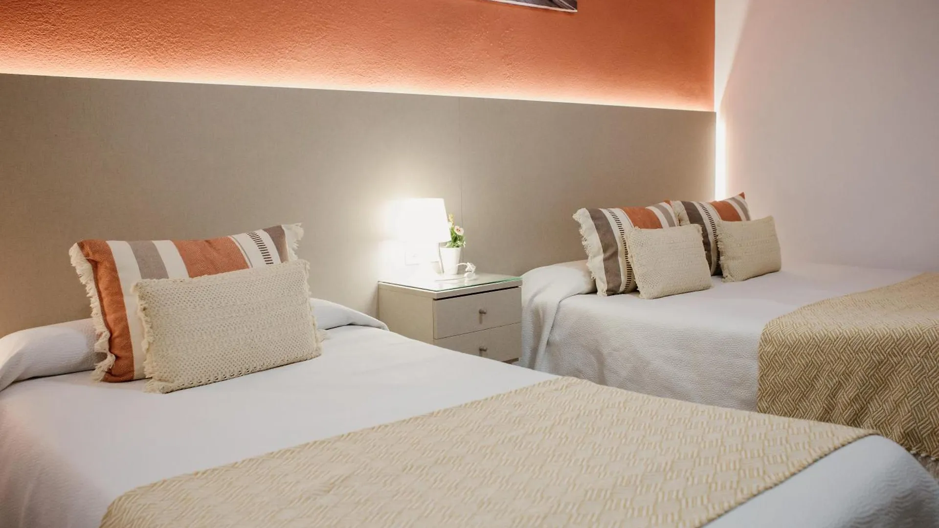 Pension Mastil 16 Hotel Malaga 2*,