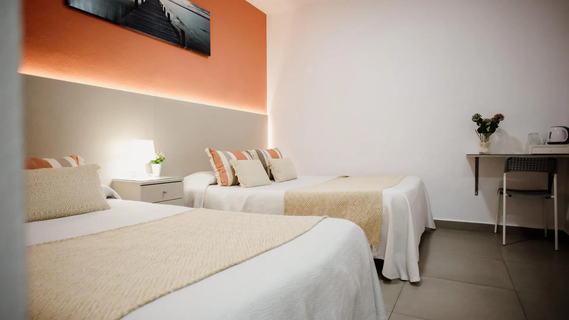 Pension Mastil 16 Hotel Malaga Guest house