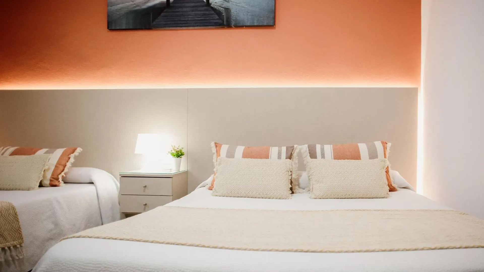 Apartamentos Turisticos Mastil 16 Μάλαγα 2*,  Ισπανία